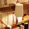 LIGHTBOOK blanc câble rouge Lampe de bibliothèque L34cm