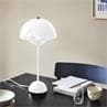 FLOWERPOT VP3 blanc mat Lampe de table Métal H50cm